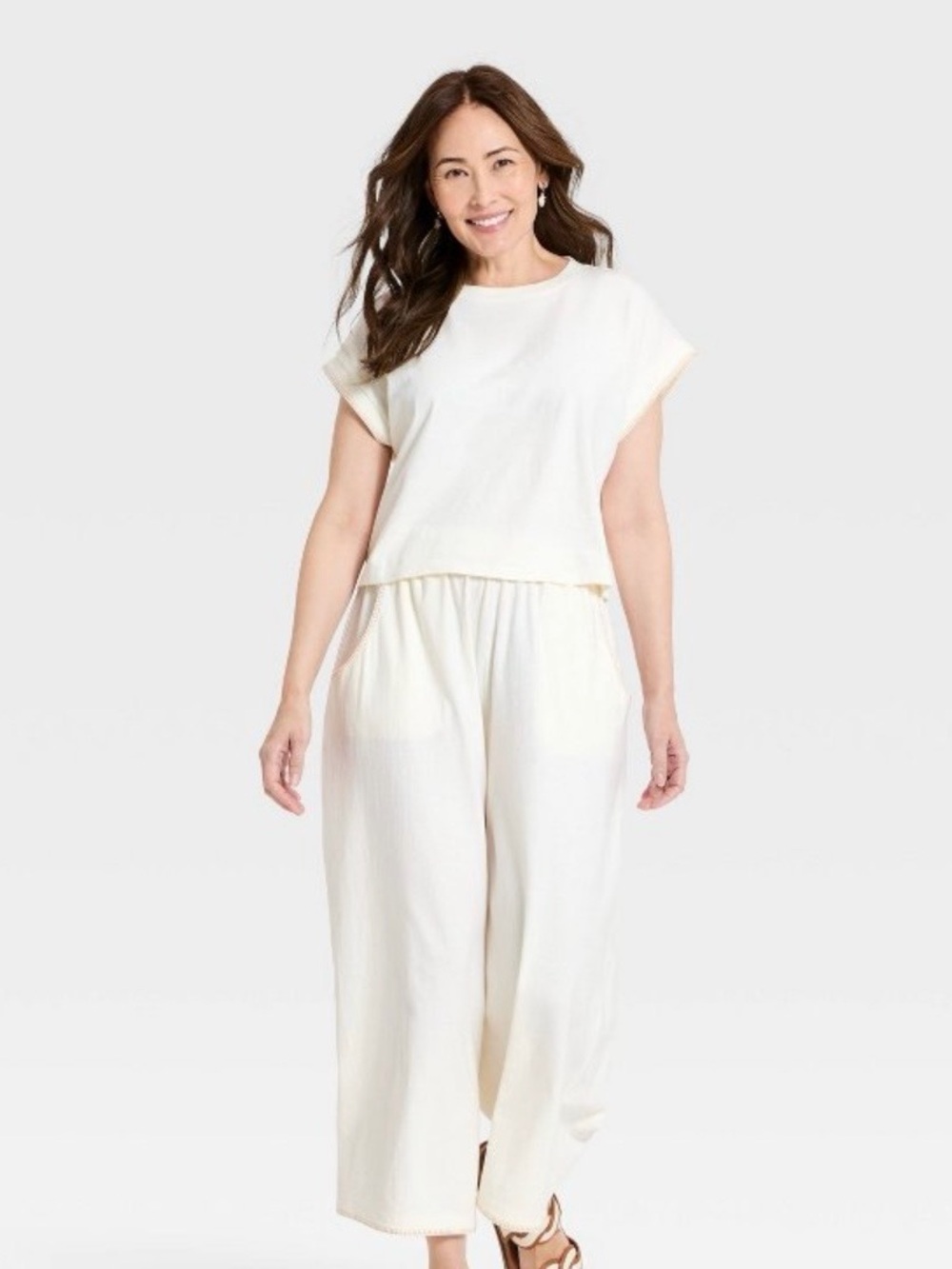 Universal Thread Cream Wide-Leg Lounge Set